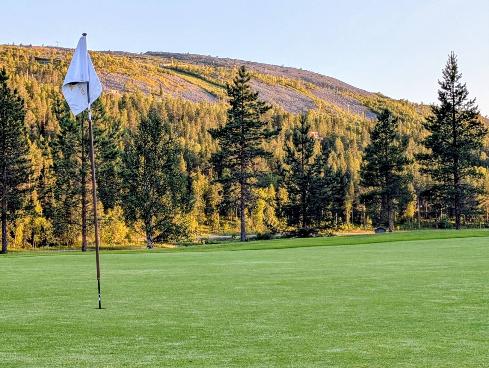 Osta green fee Levi Golfiin